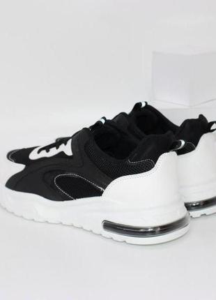 Мужские кроссовки черно белые,полоские кроссовки черно-белые2 фото