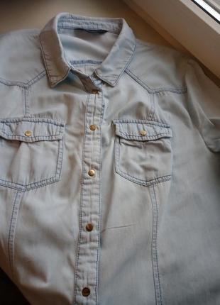 Отличная джинсовая рубашка dorothy perkins на кнопках/ размер  16/445 фото