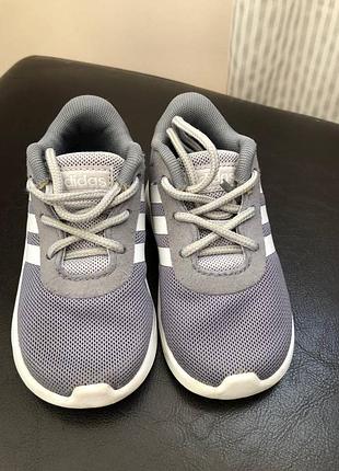 Кроссовки adidas